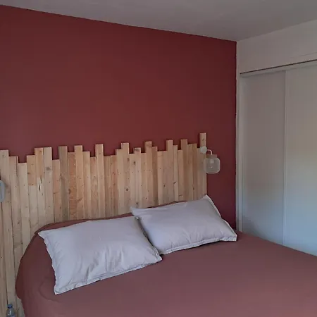 Maison De Jacque Nyaraló *